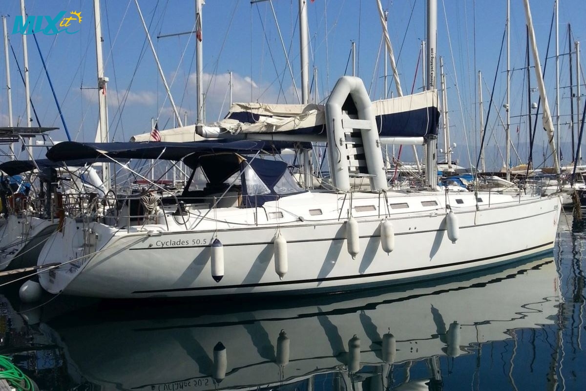 beneteau cyclades sailboat